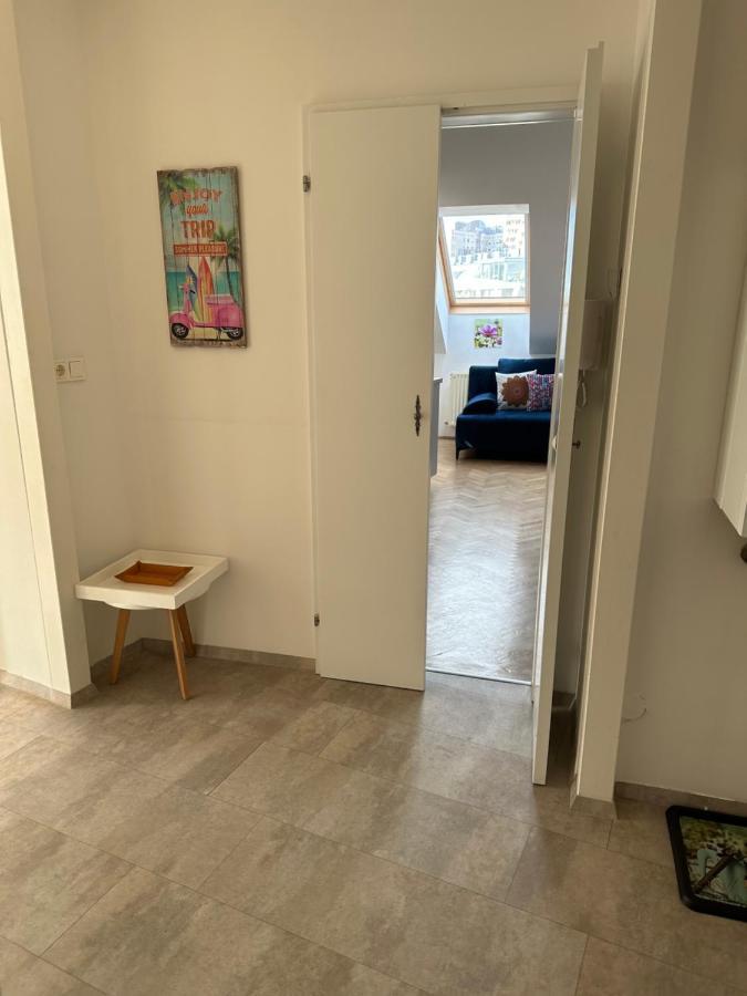 Klimatisiertes Dachgeschoss City Apartment In Zentrum Wiens エクステリア 写真