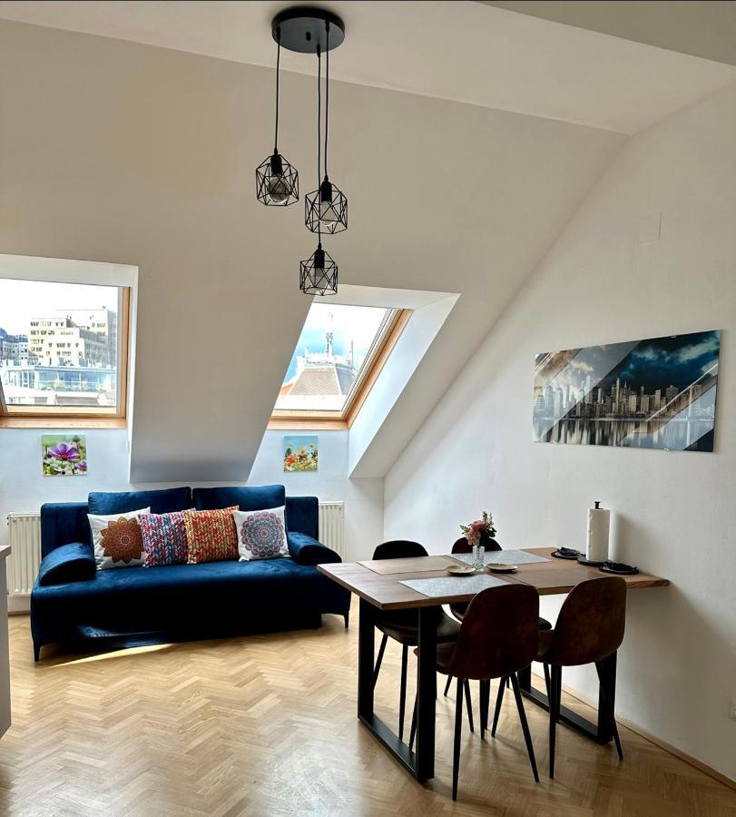 Klimatisiertes Dachgeschoss City Apartment In Zentrum Wiens エクステリア 写真